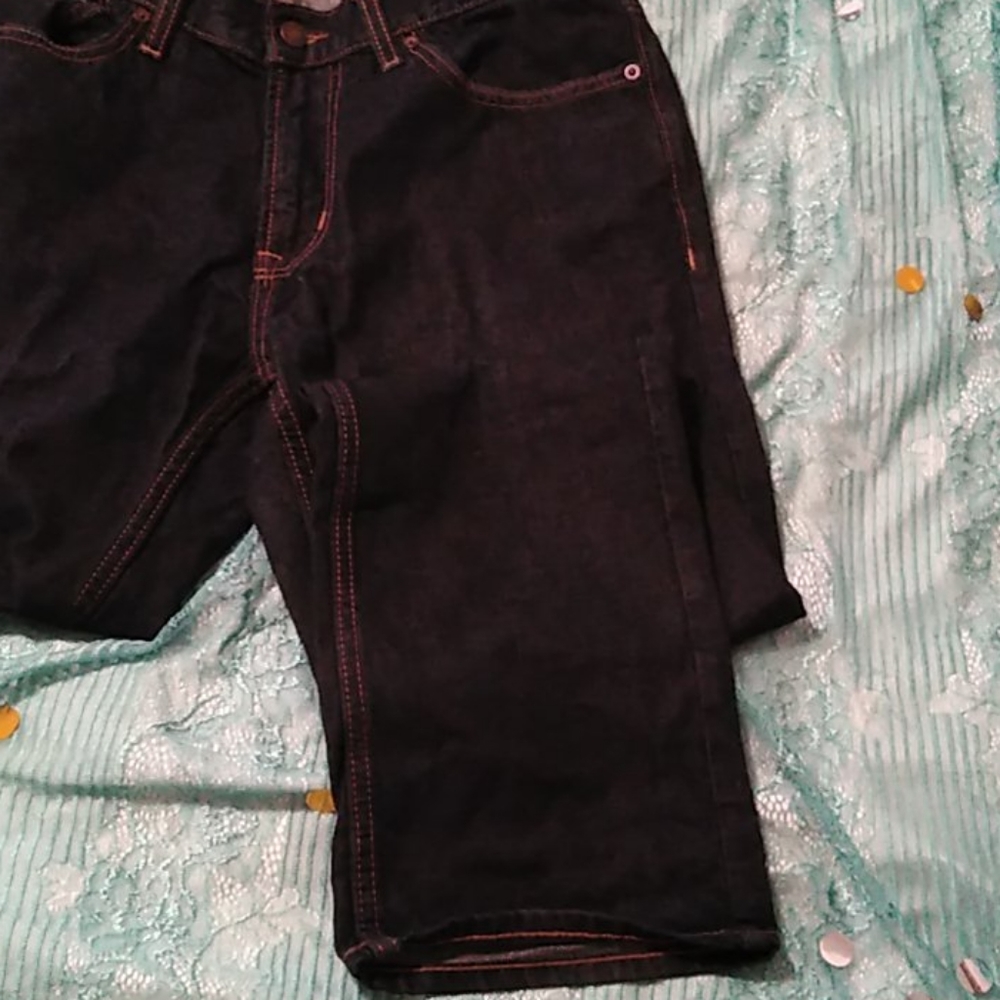 Jeans - Picture 2 of 3